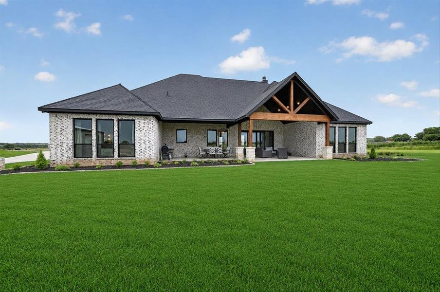 Exterior details and patio area of a home in , Justin (Image 27).