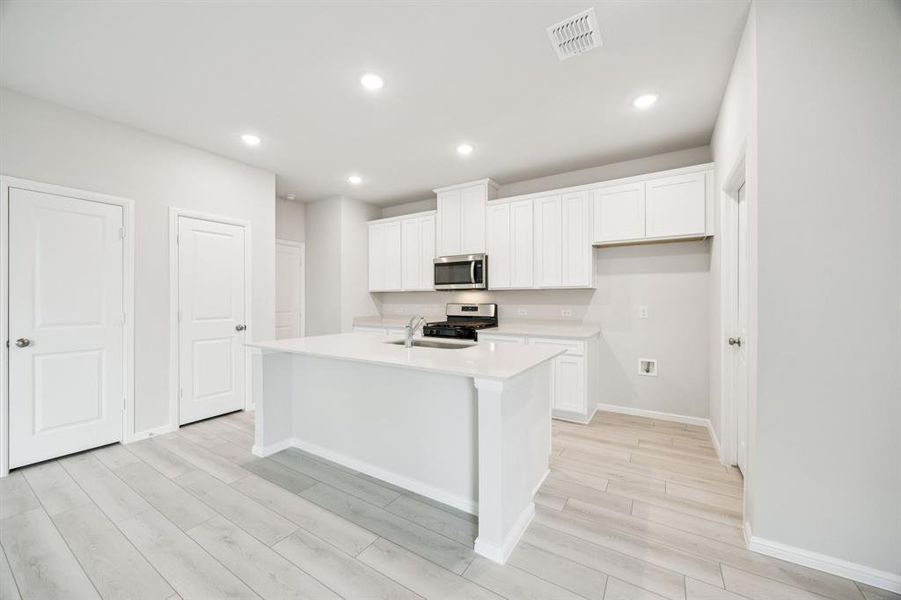 Furnished interior view inside a new home in Bellagio, Forney (Image 4).