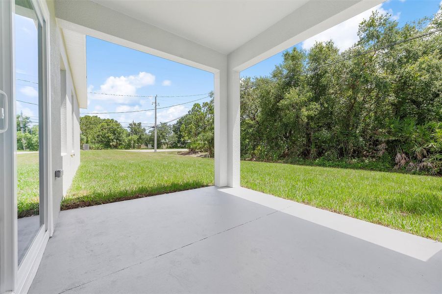 Furnished interior view inside a new home in , Vero Beach (Image 4).