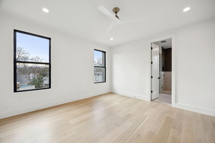 Spacious, unfurnished interior of a new home in , Dallas (Image 22).