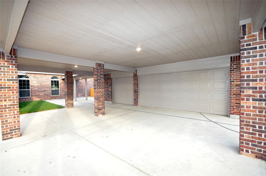 Everyone loves the Cervelle Homes Porte cohere. Protection for vehicles and family from the weather. Everyone loves the Cervelle Homes Porte cohere. Protection for vehicles and family from the weather.