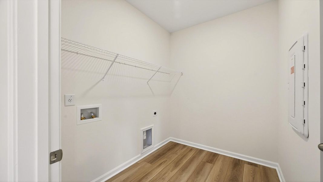 Spacious, unfurnished interior of a new home in Creekside at Andrews, Summerville (Image 17). Spacious, unfurnished interior of a new home in Creekside at Andrews, Summerville (Image 17).