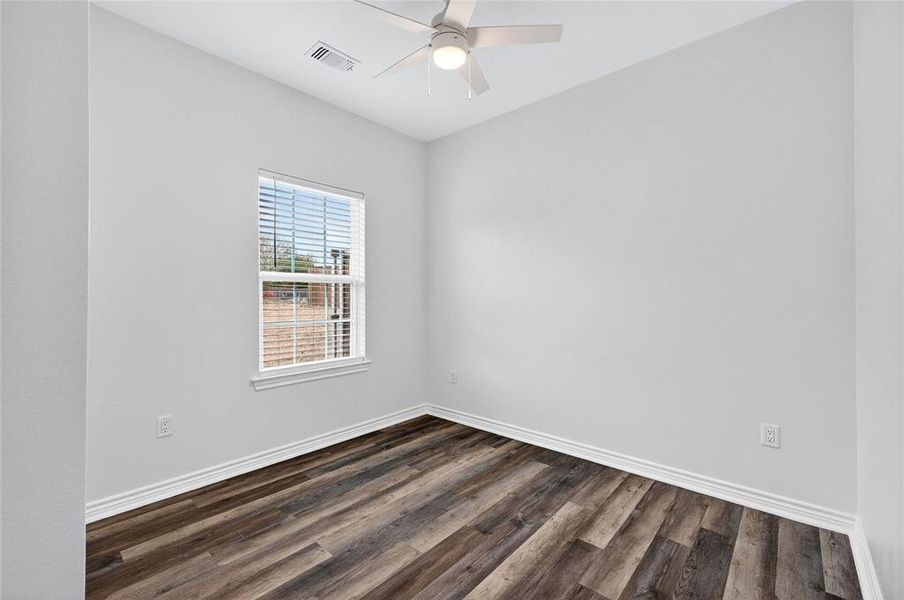 Spacious, unfurnished interior of a new home in , Denison (Image 35).