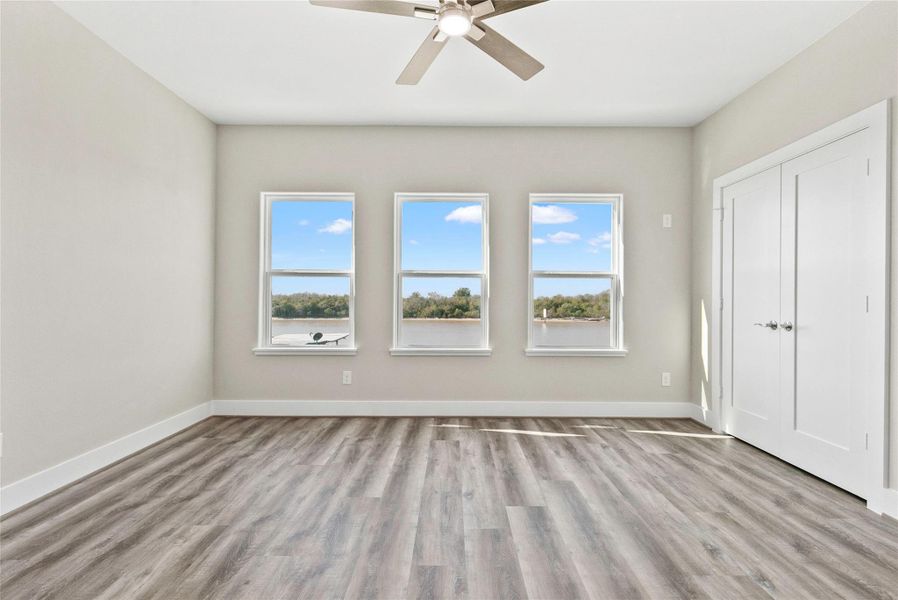 Spacious, unfurnished interior of a new home in , Matagorda (Image 22).