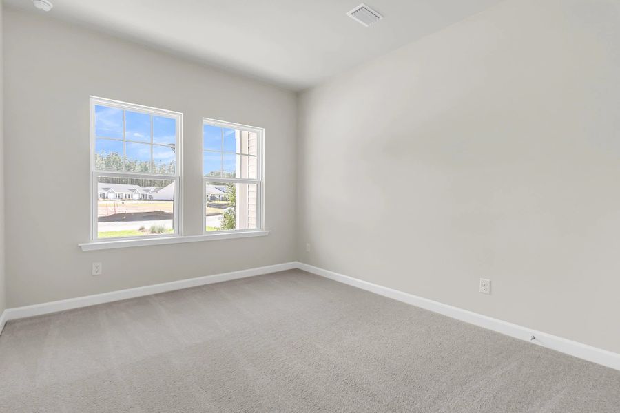Spacious, unfurnished interior of a new home in Hammock Walk at Nexton, Summerville (Image 17).