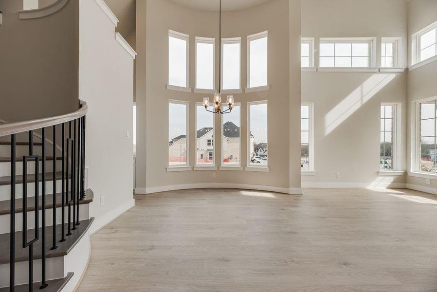 Spacious, unfurnished interior of a new home in Providence Cove, McKinney (Image 17).