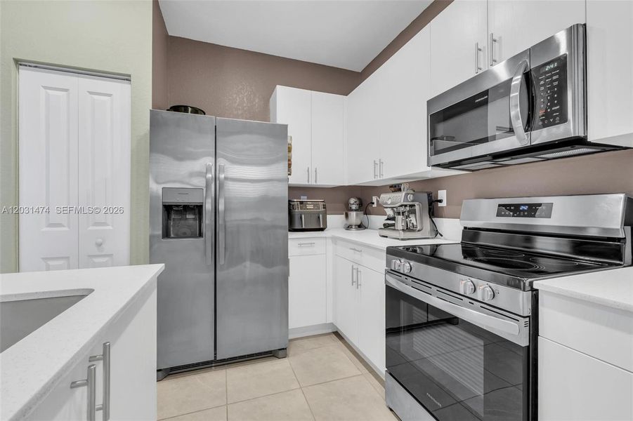 Furnished interior view inside a new home in , Miami (Image 28).