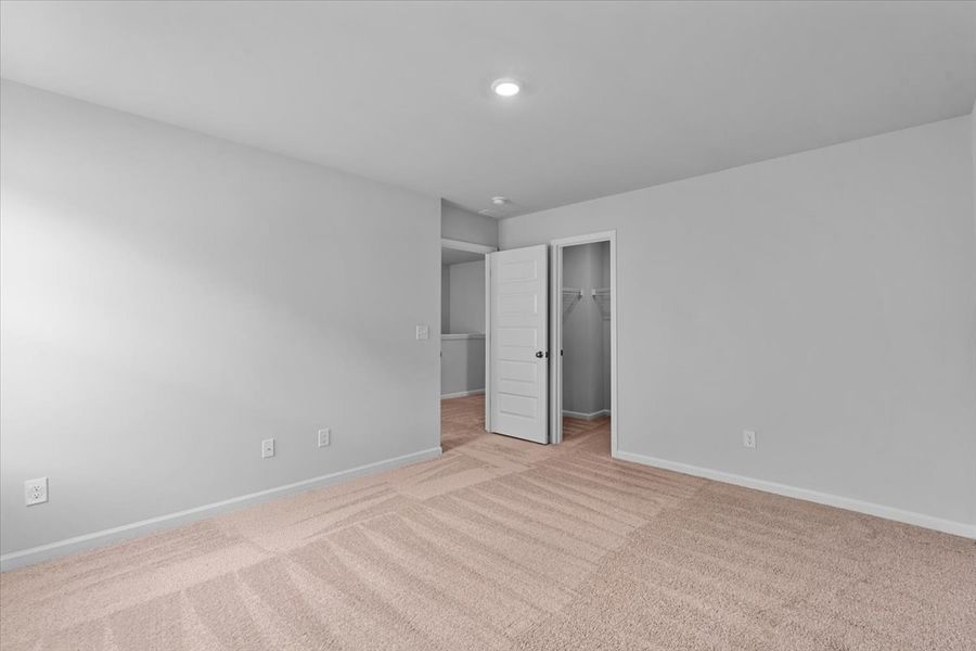 Spacious, unfurnished interior of a new home in Fieldstone, Lexington (Image 34). Spacious, unfurnished interior of a new home in Fieldstone, Lexington (Image 34).
