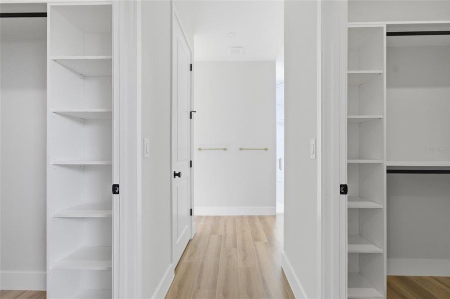 Spacious, unfurnished interior of a new home in , Port Charlotte (Image 38).