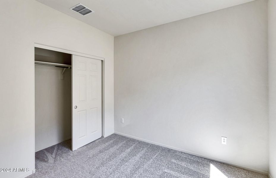 20 - Bedroom Closet