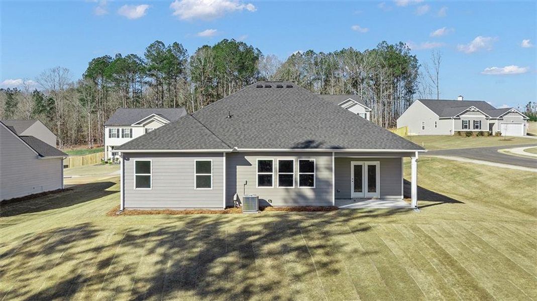 Exterior details and patio area of a home in Kingston Ranch at Lake Oconee, Buckhead (Image 19).