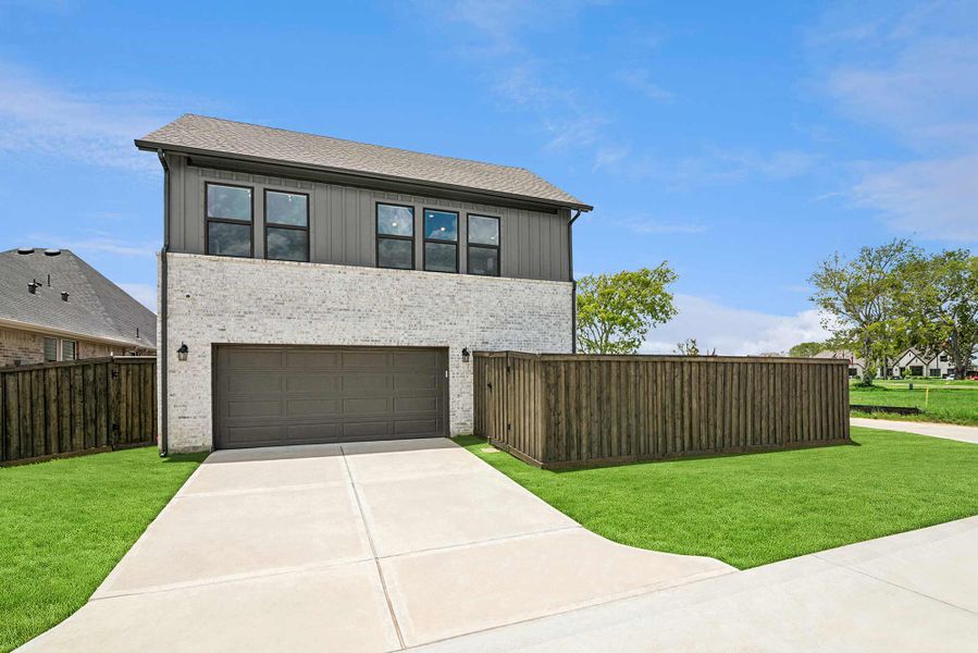 Representative exterior details of a home built from the The Crowson by David Weekley Homes in Riceland 50’ Alley Load Homesites, Mont Belvieu (Image 2). Representative exterior details of a home built from the The Crowson by David Weekley Homes in Riceland 50’ Alley Load Homesites, Mont Belvieu (Image 2).