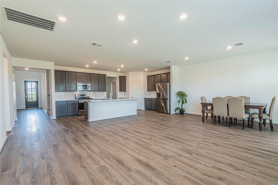 Spacious, unfurnished interior of a new home in Mason Woods 50s, Cypress (Image 28).