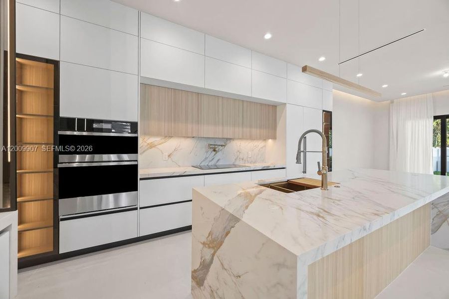 Furnished interior view inside a new home in , Fort Lauderdale (Image 35).