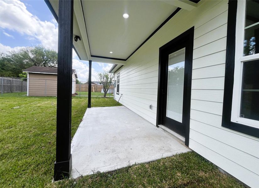 8914 Ivy Spring Ln covered patio north 8914 Ivy Spring Ln covered patio north