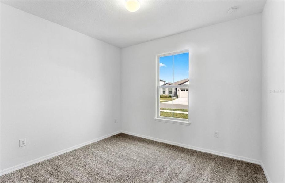 Spacious, unfurnished interior of a new home in Silverlake, Lake Alfred (Image 13).