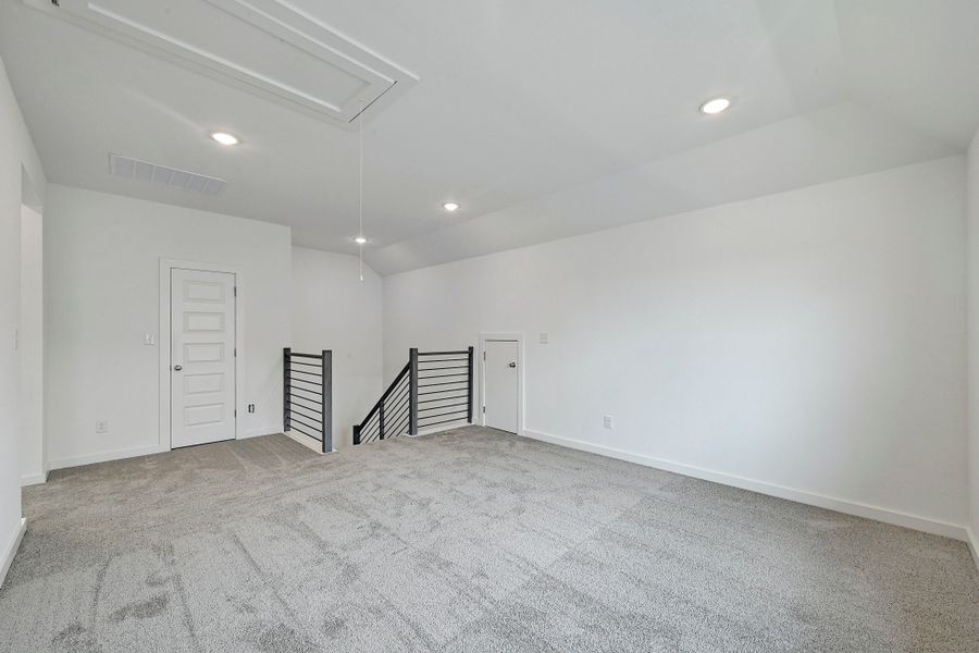 Spacious, unfurnished interior of a new home in Prairie Winds, Hutto (Image 29).