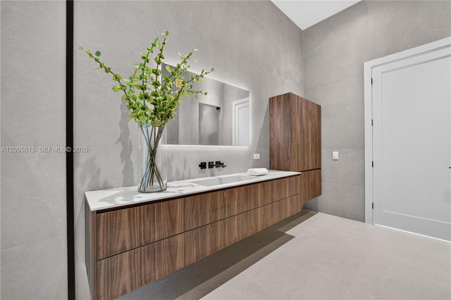 Furnished interior view inside a new home in , Miami (Image 17).