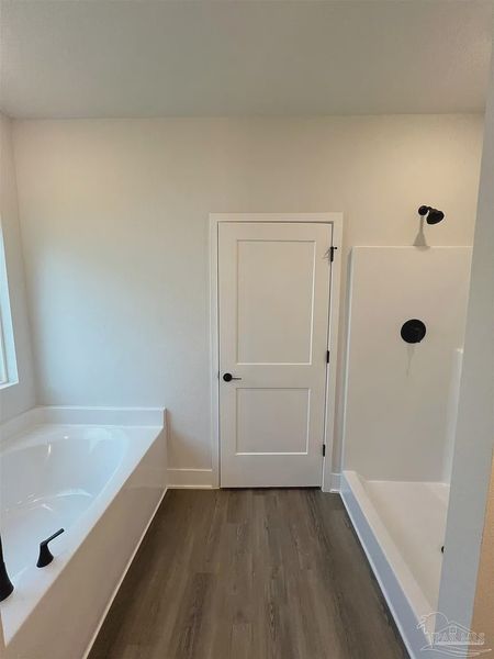 Image 13 of a home in Pine Top.