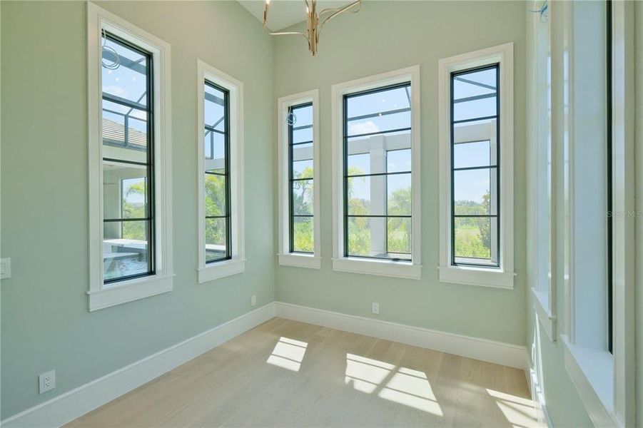 Spacious, unfurnished interior of a new home in , Bradenton (Image 22).