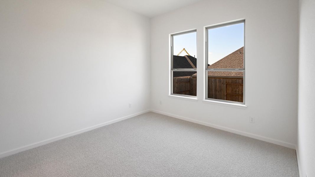 Spacious, unfurnished interior of a new home in Crosswinds 40', Kyle (Image 12).