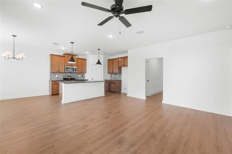 Spacious, unfurnished interior of a new home in , Waco (Image 9). Spacious, unfurnished interior of a new home in , Waco (Image 9).