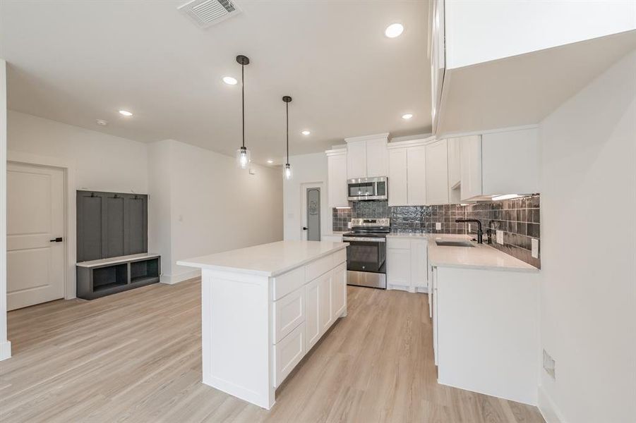 Furnished interior view inside a new home in , Fort Worth (Image 12). Furnished interior view inside a new home in , Fort Worth (Image 12).