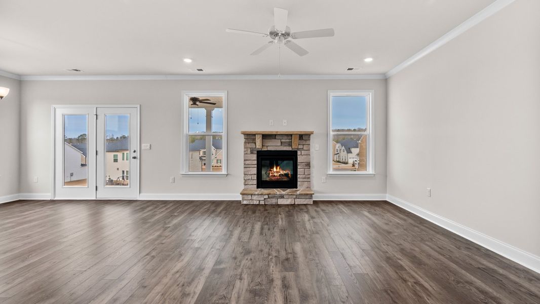 Spacious, unfurnished interior of a new home in Westland, Bogart (Image 19).