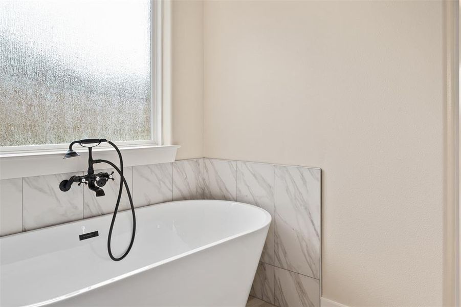 Furnished interior view inside a new home in , Mabank (Image 13).