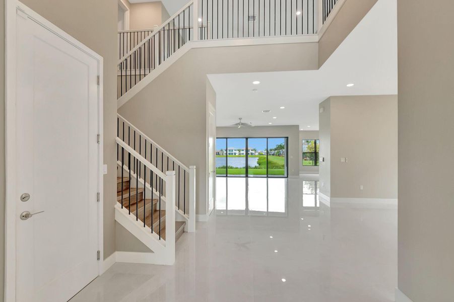 Spacious, unfurnished interior of a new home in , Boca Raton (Image 57).