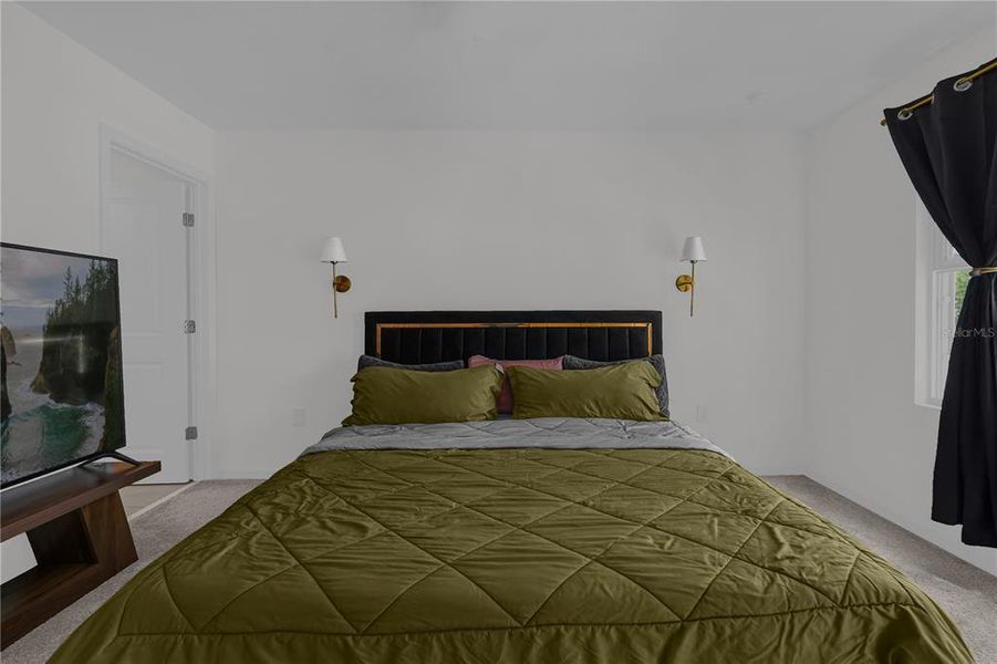 Furnished interior view inside a new home in , Kissimmee (Image 19).