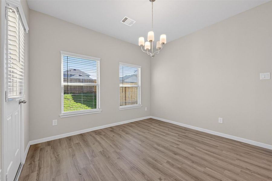 Spacious, unfurnished interior of a new home in Woodland Lakes, Huffman (Image 31). Spacious, unfurnished interior of a new home in Woodland Lakes, Huffman (Image 31).