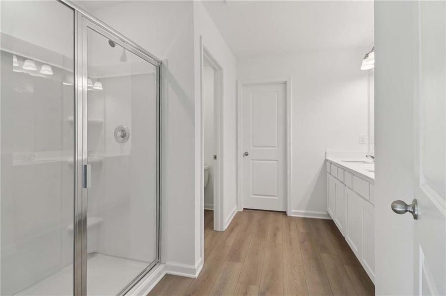 Spacious, unfurnished interior of a new home in The Pointe at Heron Bay, Locust Grove (Image 23).