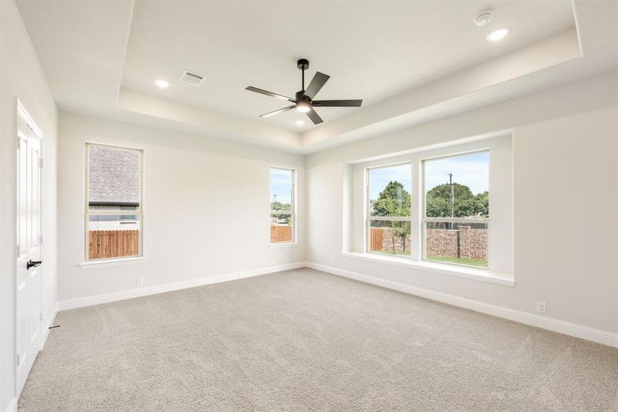 Spacious, unfurnished interior of a new home in Trees Farm, DeSoto (Image 30). Spacious, unfurnished interior of a new home in Trees Farm, DeSoto (Image 30).