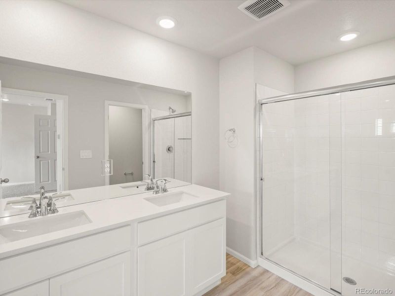 Furnished interior view inside a new home in Horizon Uptown: The Meadow Collection, Aurora (Image 9). Furnished interior view inside a new home in Horizon Uptown: The Meadow Collection, Aurora (Image 9).