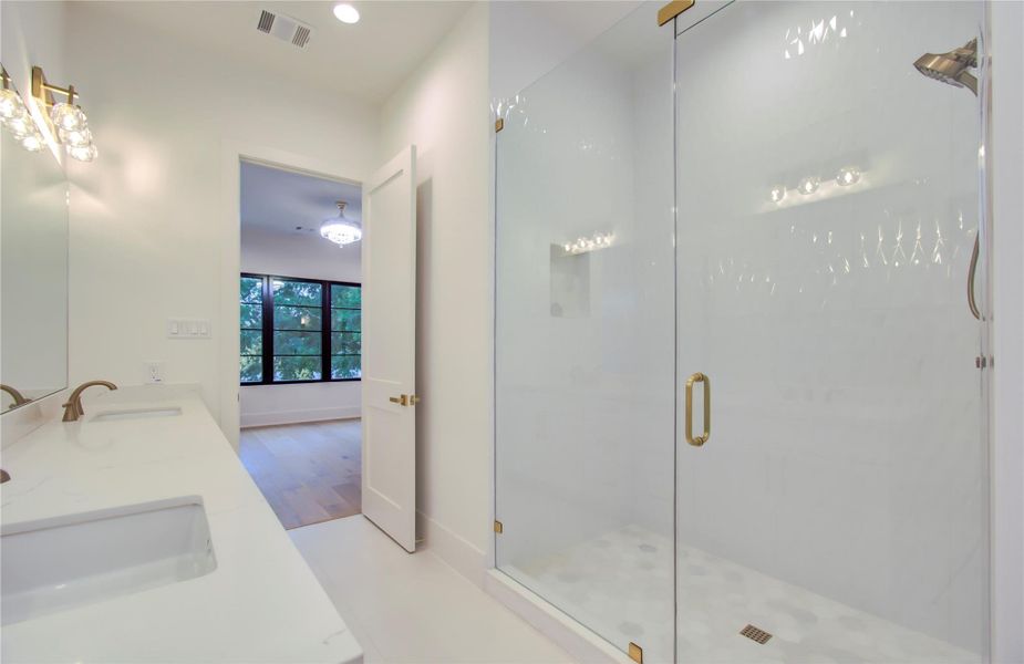 Furnished interior view inside a new home in , Houston (Image 7).