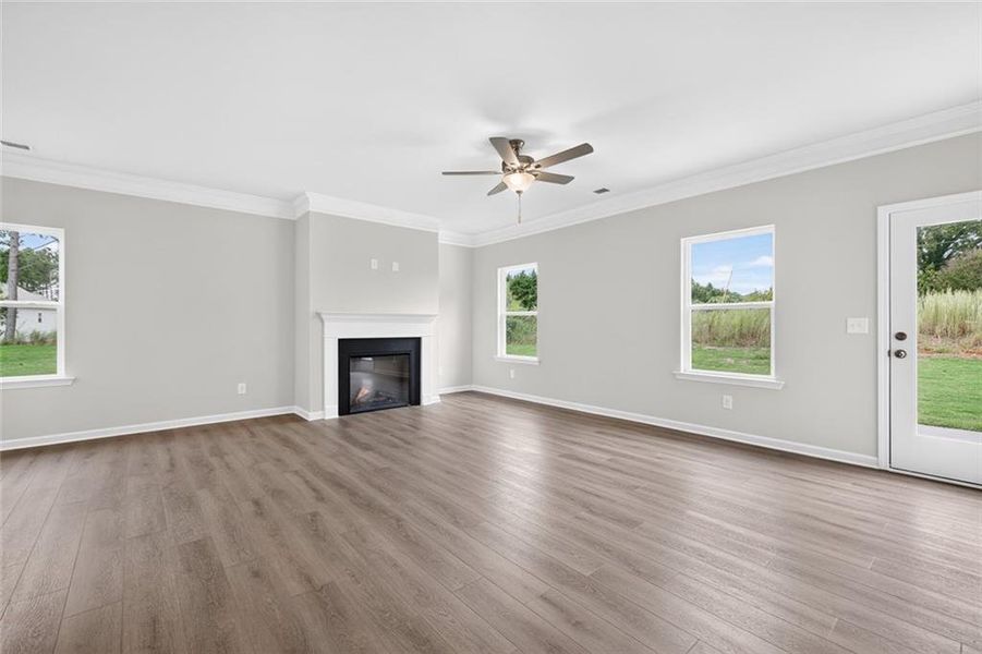 Spacious, unfurnished interior of a new home in Allen Manor, Hoschton (Image 30).