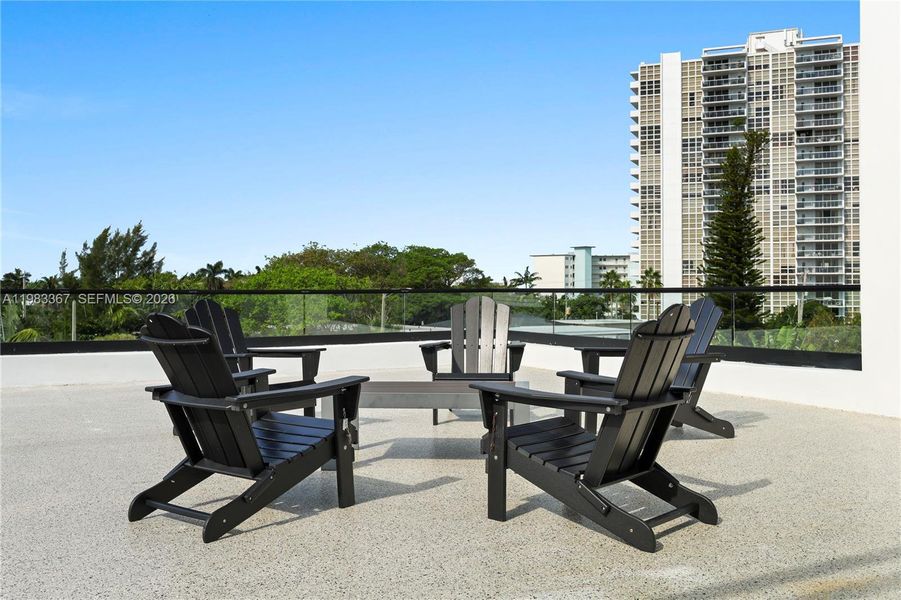 Image 90 of a home in .