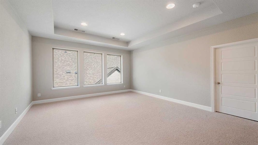 Spacious, unfurnished interior of a new home in North Sky, Celina (Image 27).