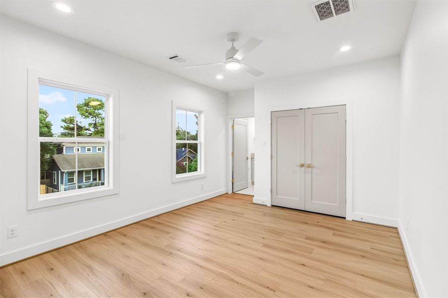 Spacious, unfurnished interior of a new home in , Houston (Image 44). Spacious, unfurnished interior of a new home in , Houston (Image 44).