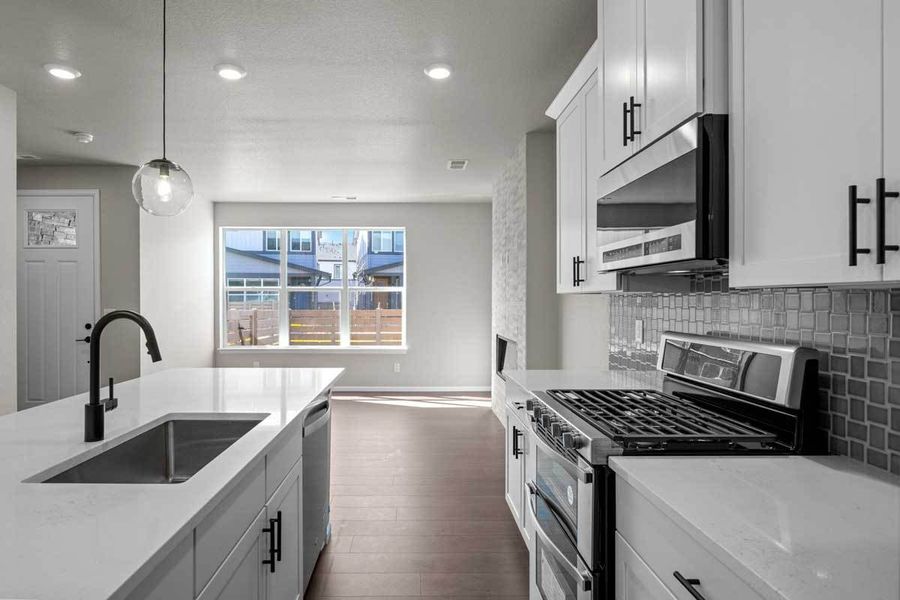 2D floor plan layout of this home in Ralston Creek, Arvada, CO (Image 31).