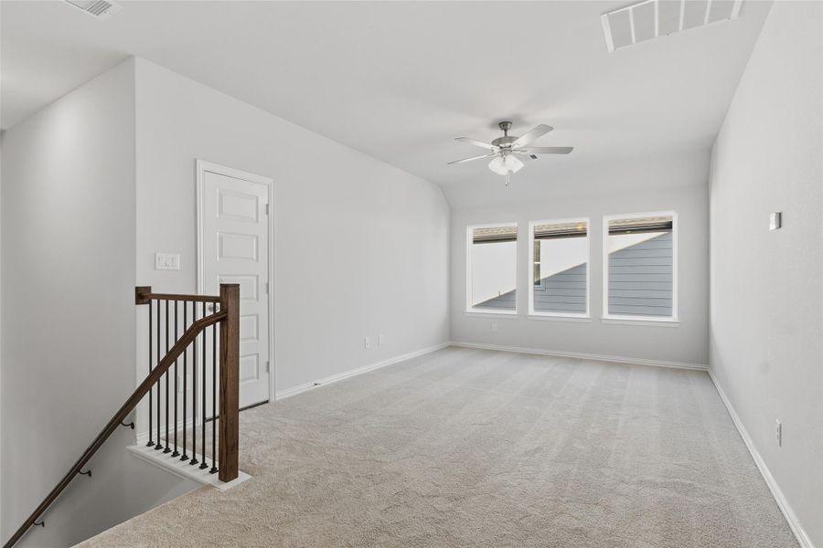 Spacious, unfurnished interior of a new home in The Woodlands Hills, Willis (Image 23).