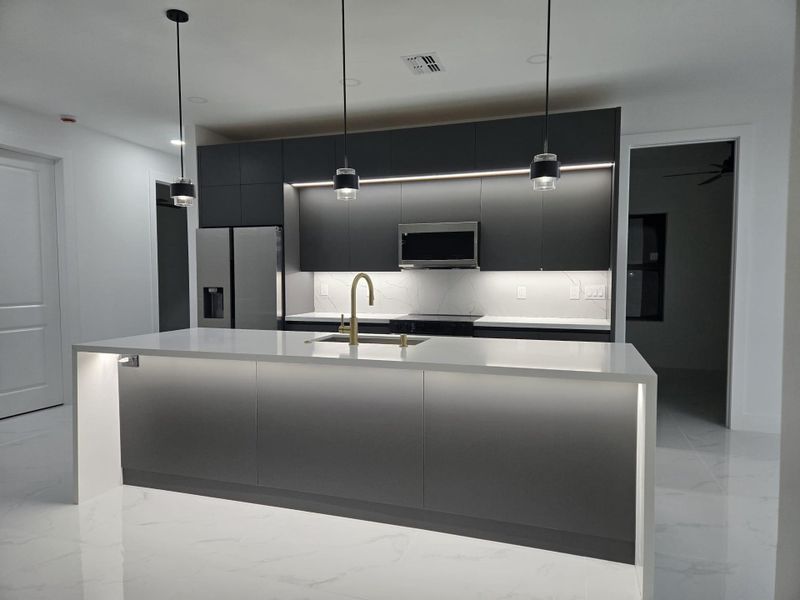 Furnished interior view inside a new home in , Lehigh Acres (Image 6).