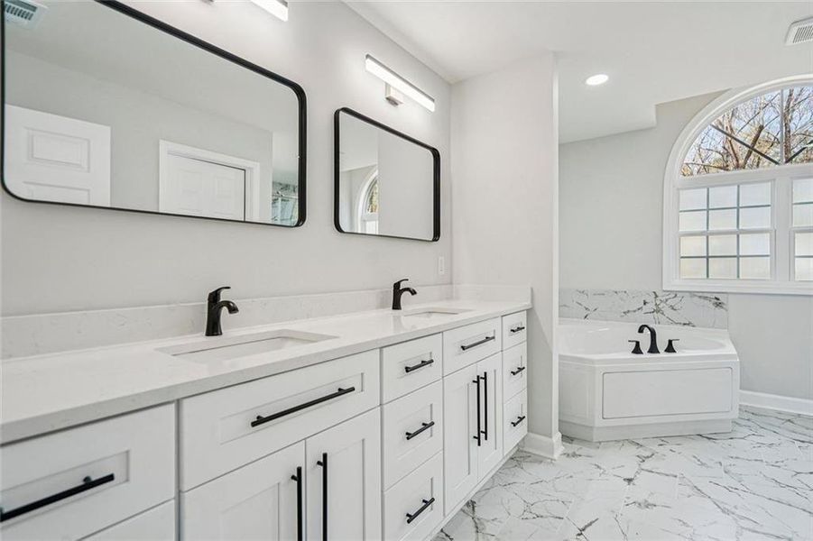 Furnished interior view inside a new home in , Grayson (Image 10).