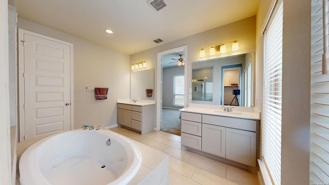 Furnished interior view inside a new home in Bison Ridge, San Antonio (Image 33).
