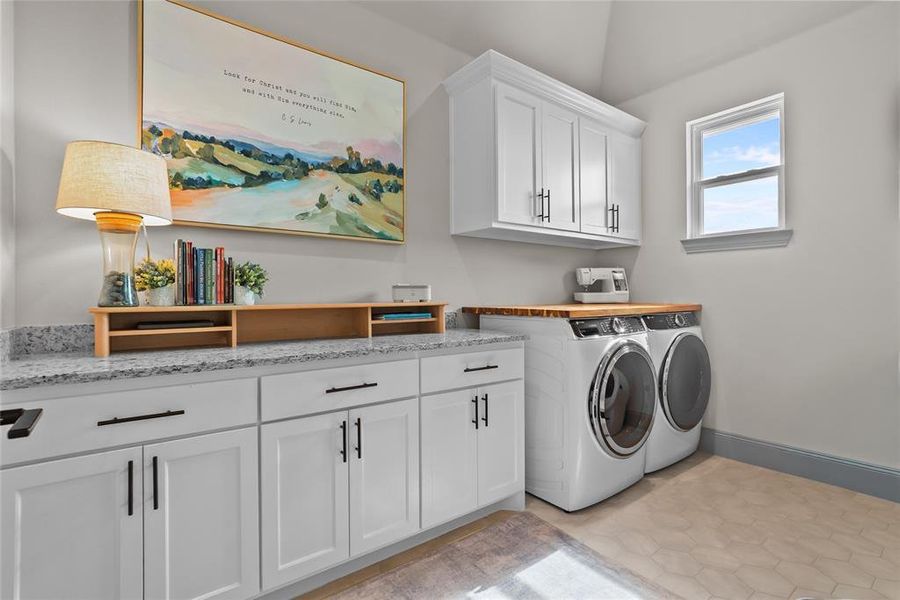 Furnished interior view inside a new home in Woodland Meadows, Fort Worth (Image 17).