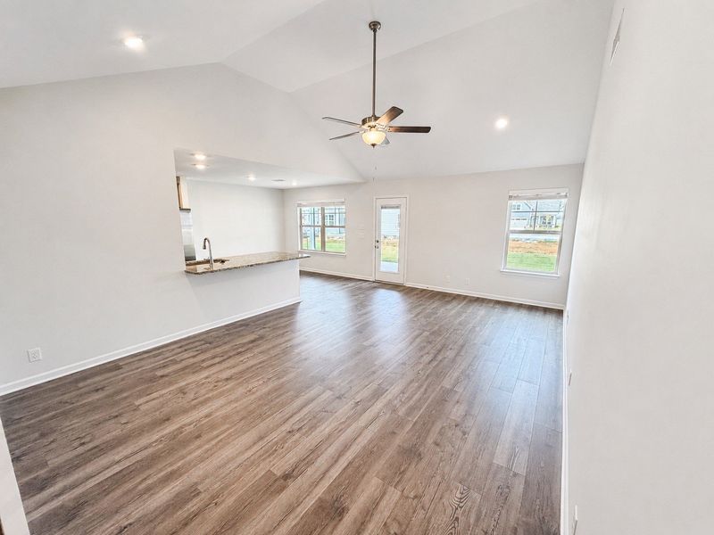 Spacious, unfurnished interior of a new home in Salem Landing, Rockvale (Image 32).