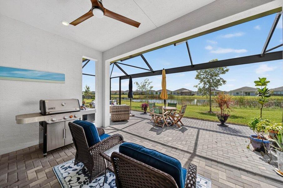outdoorliving4.jpg-SMALL outdoorliving4.jpg-SMALL