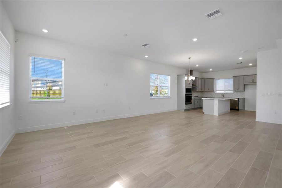 Spacious, unfurnished interior of a new home in , St. Cloud (Image 24).