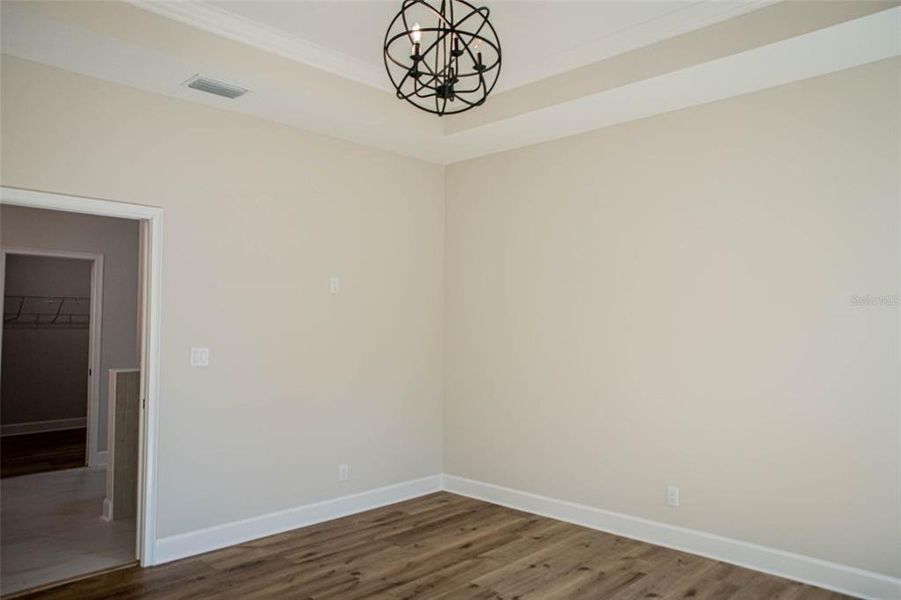 Spacious, unfurnished interior of a new home in , Weeki Wachee (Image 21).